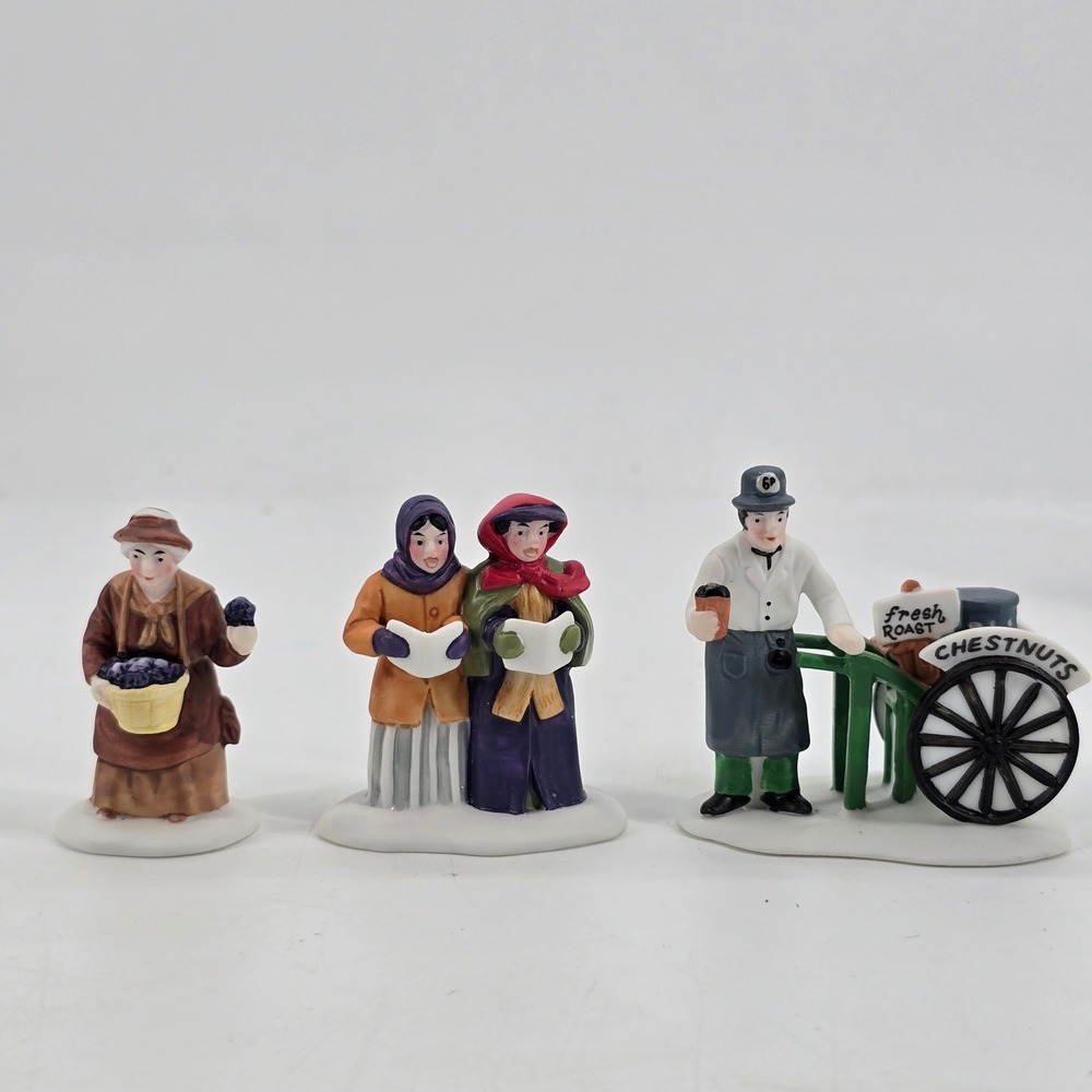 Department 56 Heritage Village Set of 3 Porcelain Figurines Multicolor 5580-8 *